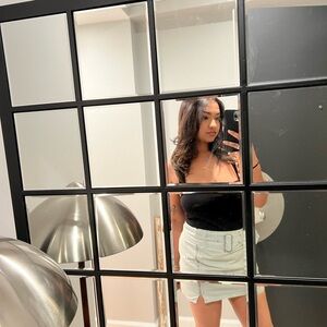 Meet your Posher, Eaman